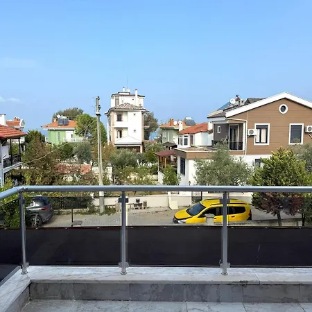 Family Duplex With Garden 150m To Ayvalı