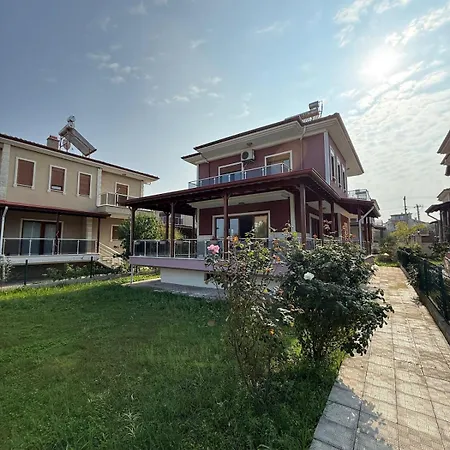 Villa Family Duplex With Garden 150m To Ayvalı