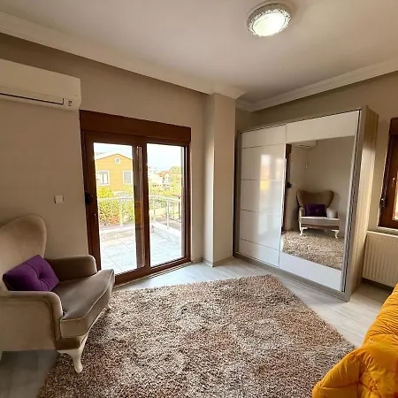 Family Duplex With Garden 150m To Villa *