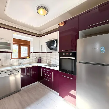 Family Duplex With Garden 150m To Ayvalı