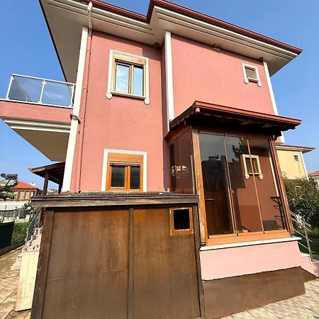 Family Duplex With Garden 150m To *