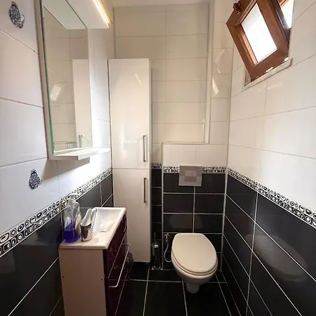 فيلة Family Duplex With Garden 150m To